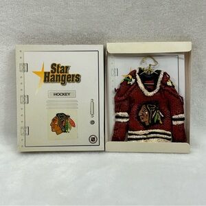 Vintage 90s Chicago Blackhawks NHL Hockey Locker Star Hangers Ceramic Jersey